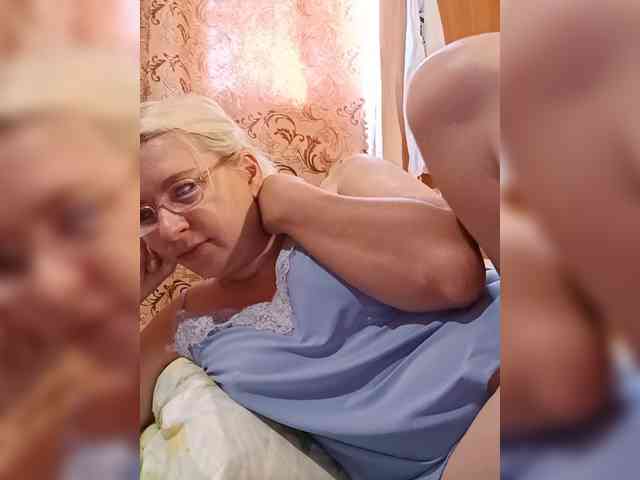 Vika211 webcam