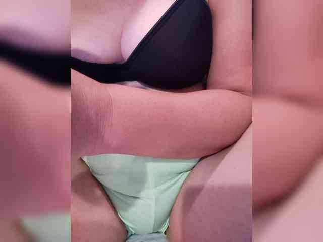 Vika211 webcam