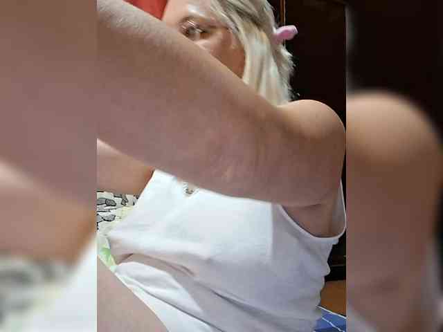 Vika211 webcam