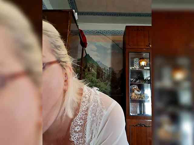 Vika211 webcam