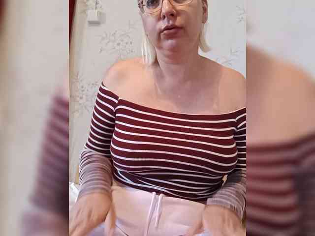 Vika211 webcam