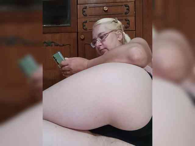 Vika211 webcam