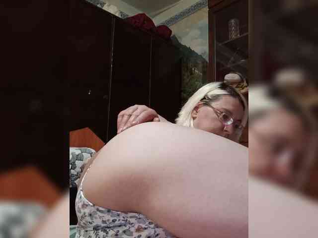Vika211 webcam