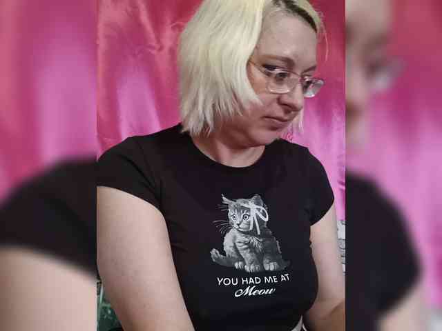 Vika211 webcam