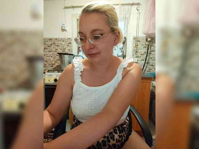 Vika211 webcam
