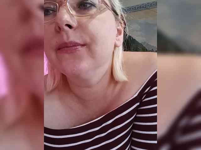 Vika211 webcam
