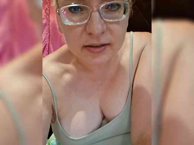 Vika211 webcam