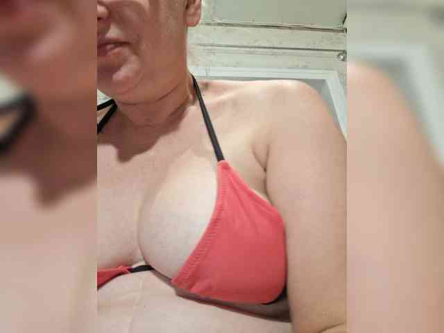 Vika211 webcam