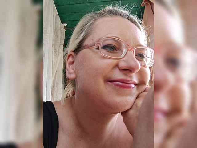 Vika211 webcam