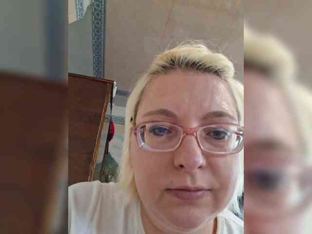 Vika211 webcam
