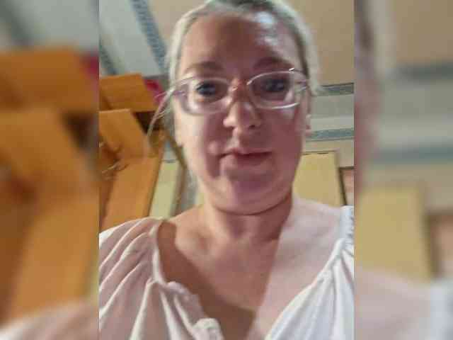 Vika211 webcam