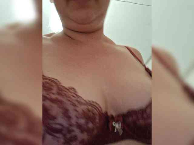 Vika211 webcam