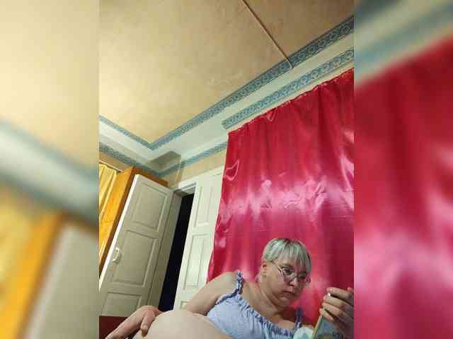 Vika211 webcam