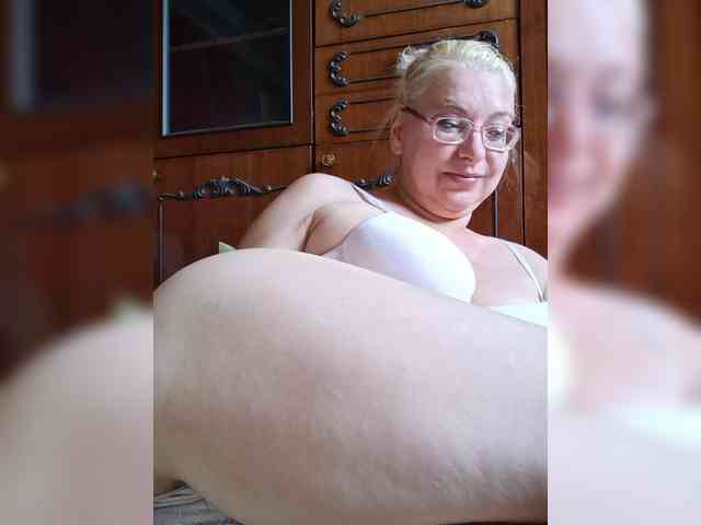 Vika211 webcam