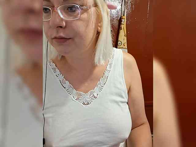 Vika211 webcam