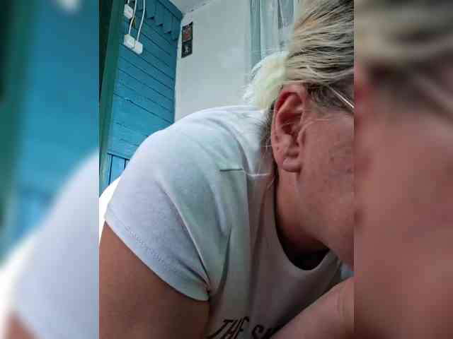 Vika211 webcam