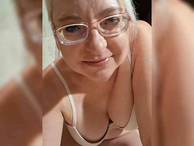 Vika211 webcam