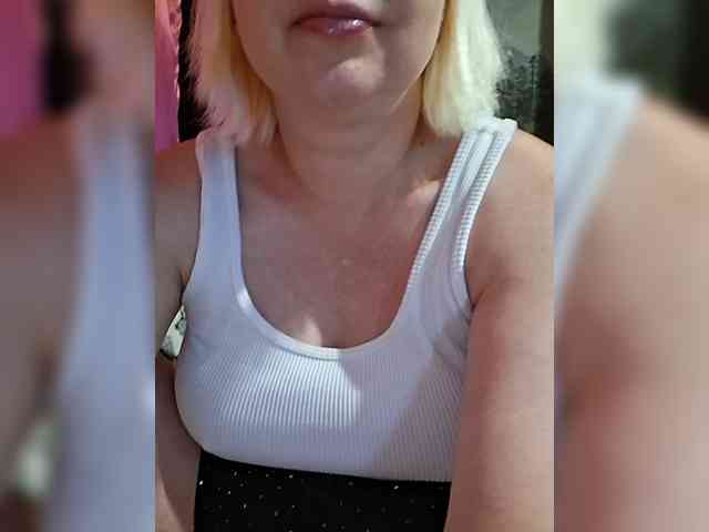 Vika211 webcam