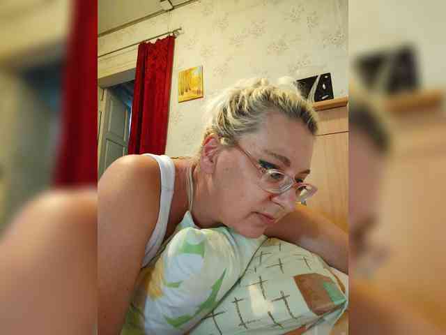 Vika211 webcam
