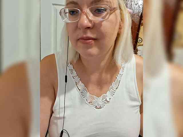 Vika211 Sex Cam Show