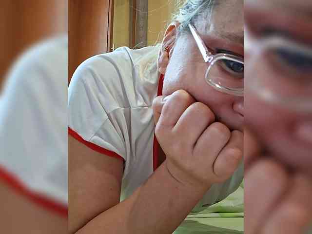 Vika211 webcam