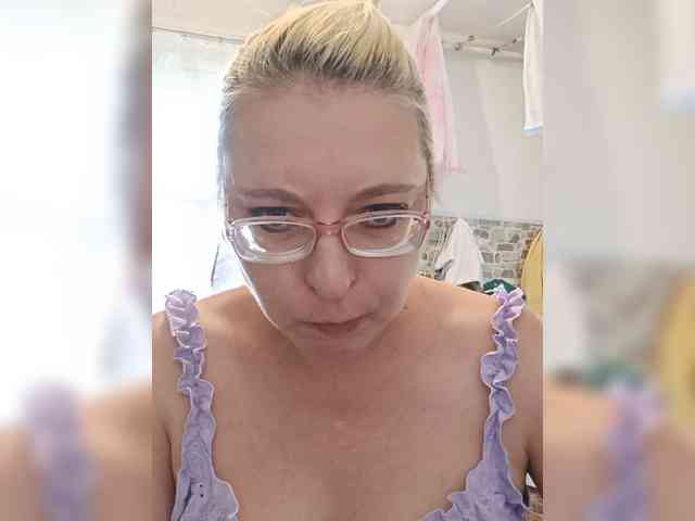 Vika211 webcam