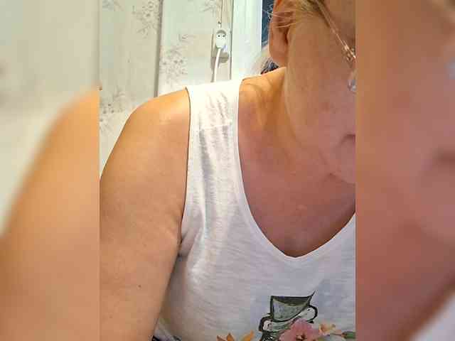 Vika211 webcam