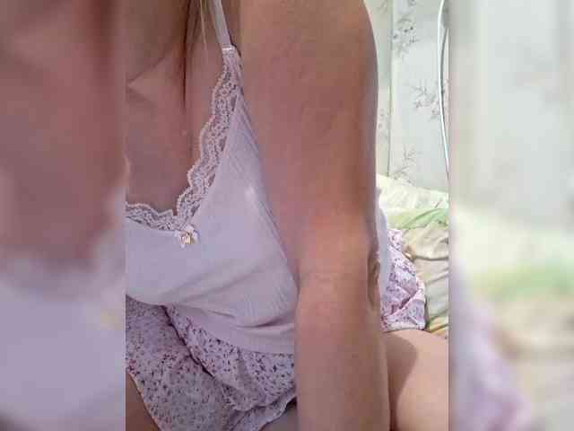 Vika211 webcam
