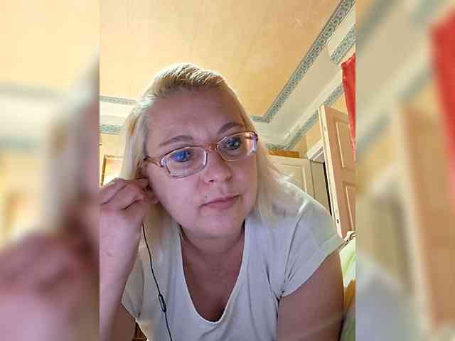 Vika211 webcam
