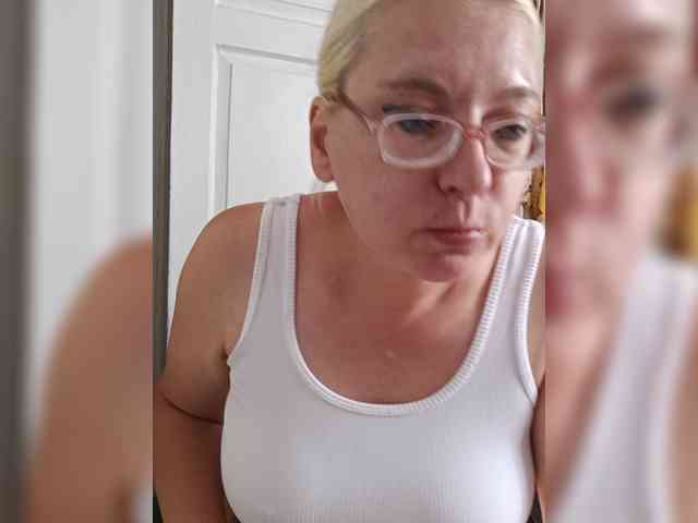 Vika211 webcam