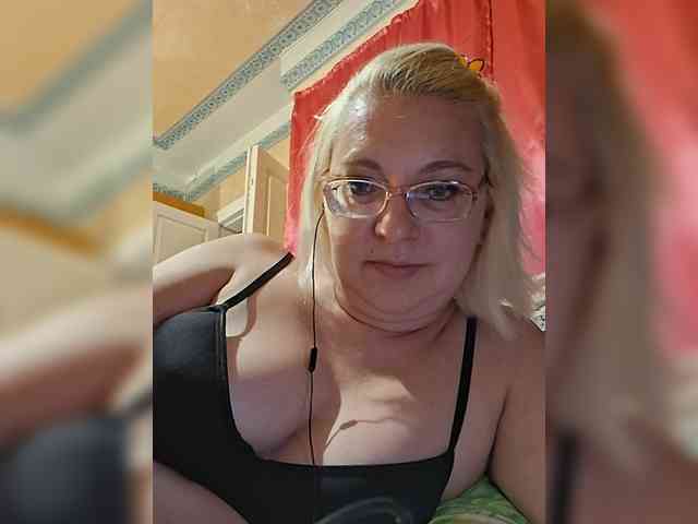 Vika211 webcam