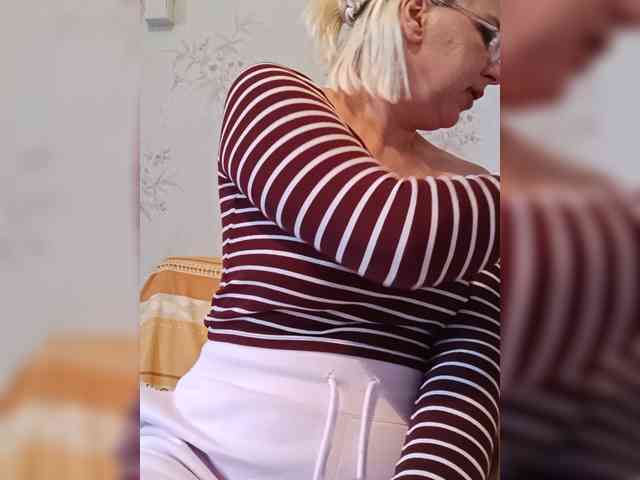 Vika211 webcam