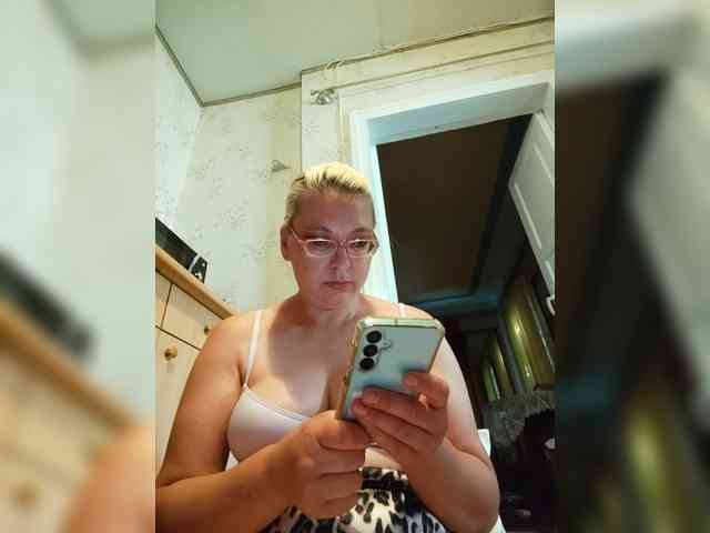 Vika211 webcam