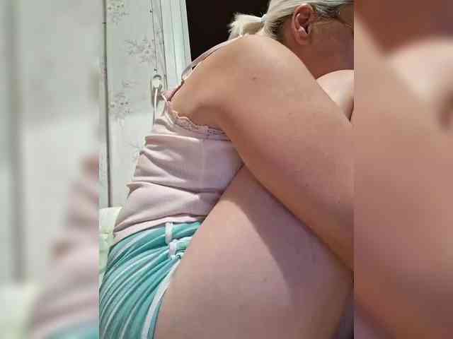Vika211 webcam