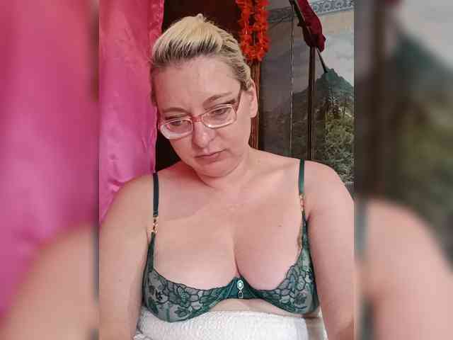 Vika211 webcam