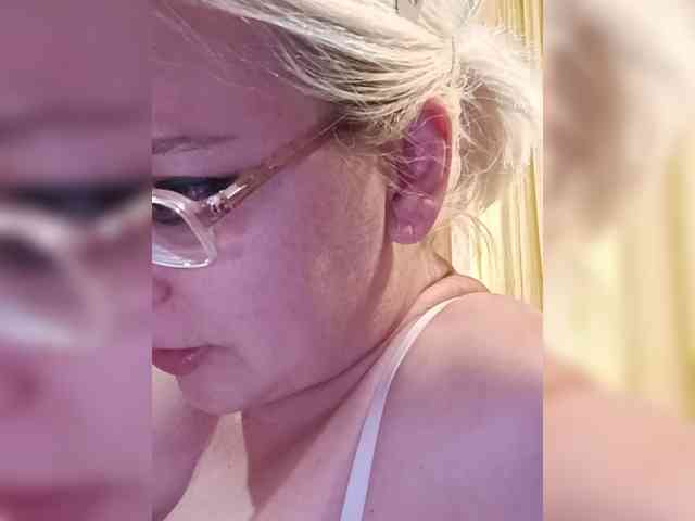 Vika211 webcam