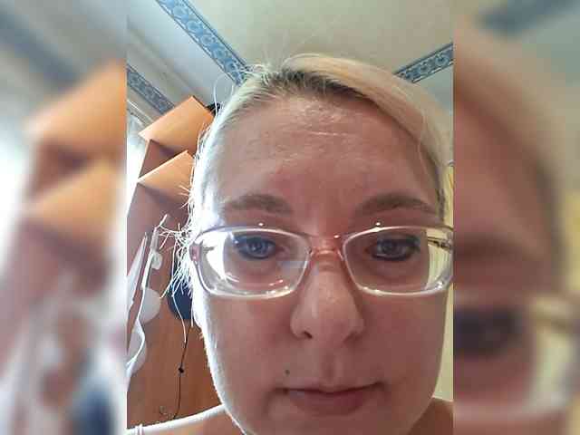 Vika211 webcam