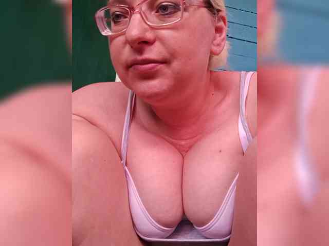 Vika211 webcam