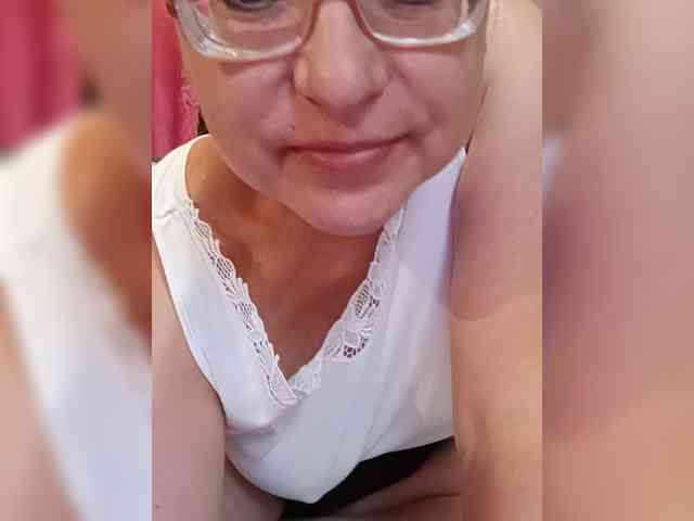 Vika211 webcam