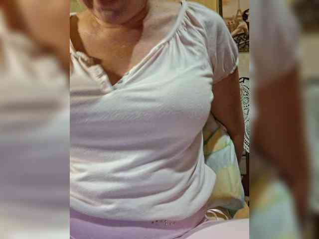 Vika211 webcam