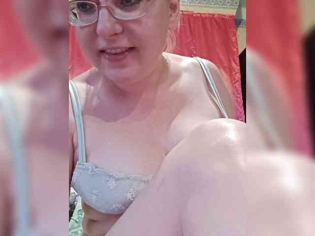 Vika211 webcam