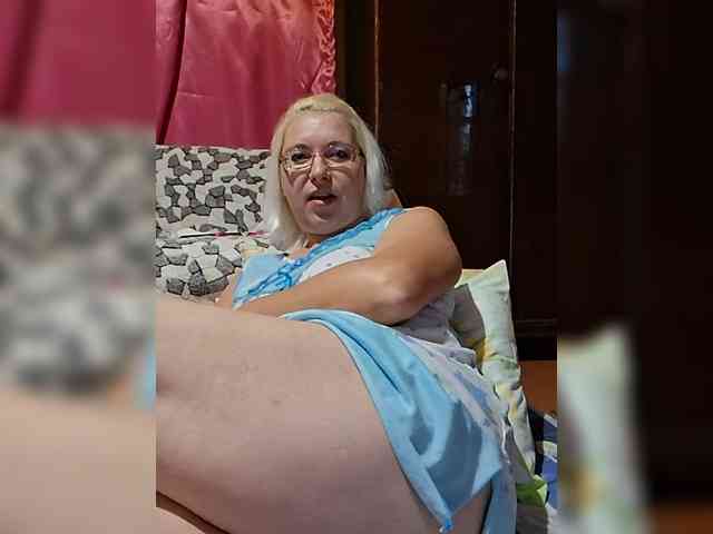 Vika211 Sex Cam Show