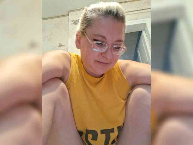 Vika211 webcam