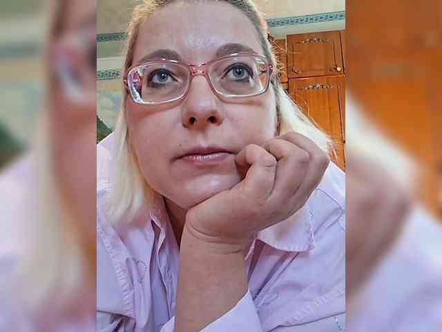 Vika211 webcam