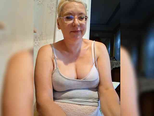 Vika211 webcam