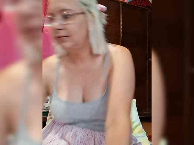 Vika211 webcam