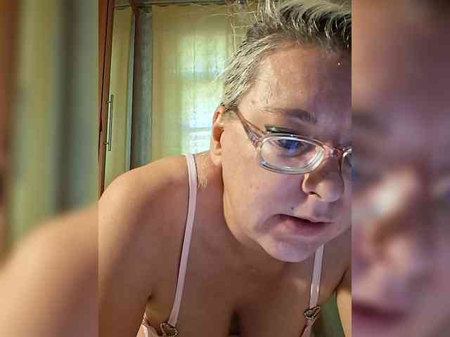 Vika211 webcam