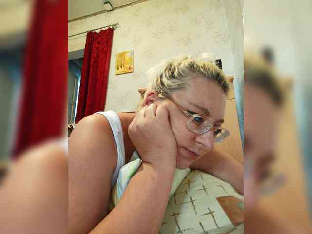 Vika211 webcam
