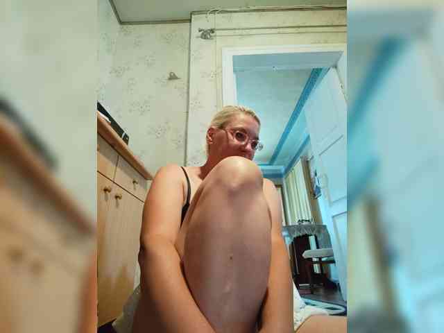 Vika211 webcam