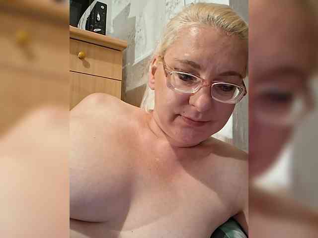 Vika211 webcam